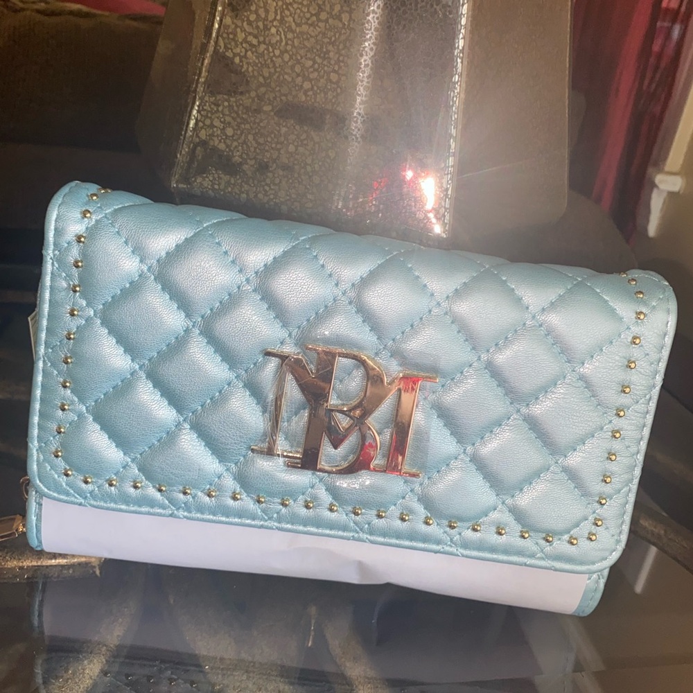 Badgley Mischka Purse 👜 🩵